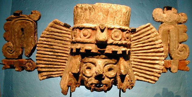 Huitzilopochtli Y Tl Loc En El Templo Mayor M Xico Desconocido
