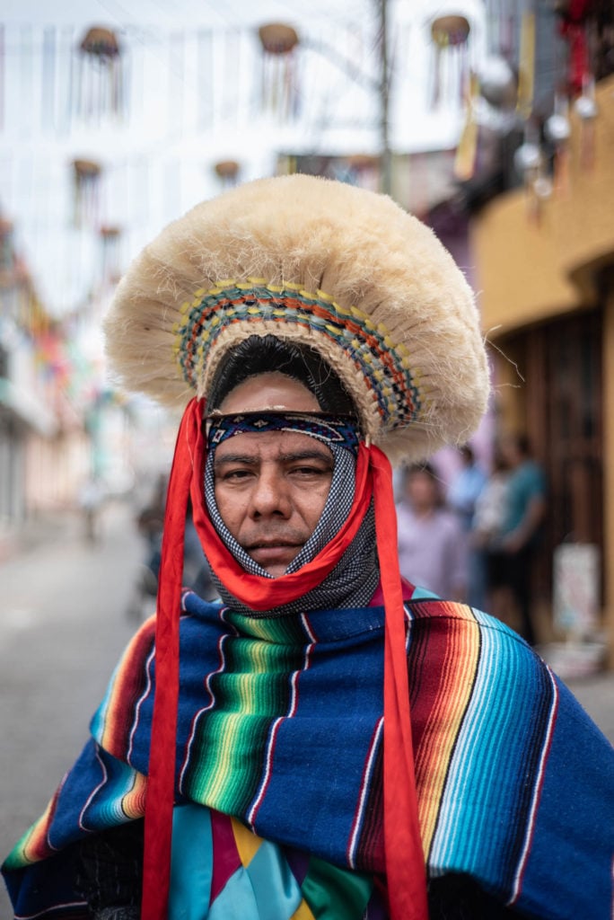 Conoce La Leyenda De Los Parachicos Danzantes De La Fiesta Grande De