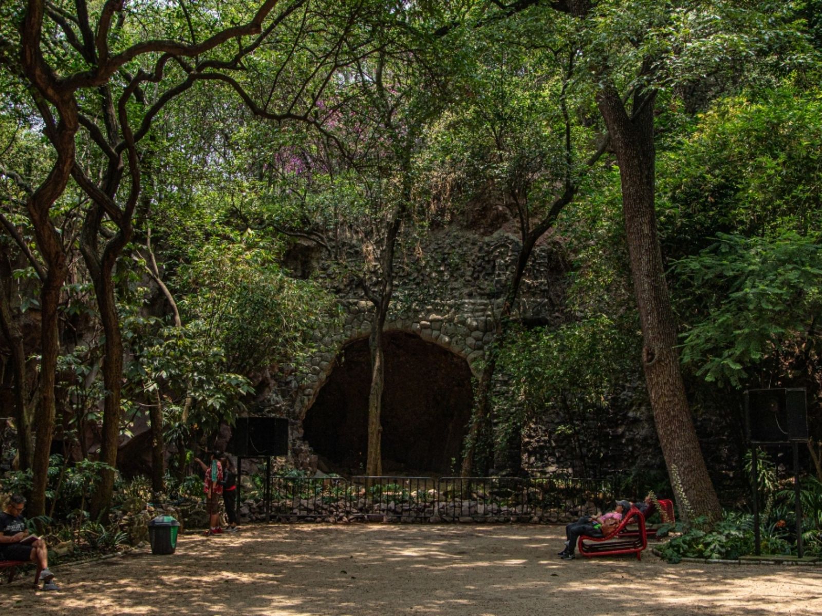 La Cueva Cincalco, La Entrada Al Inframundo En Chapultepec - México ...